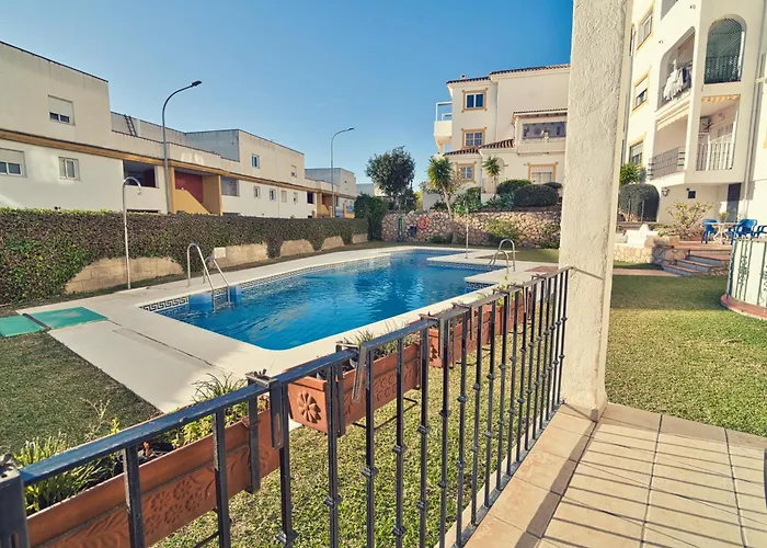 Terrace And Pool Bright Apartamento Torremolinos